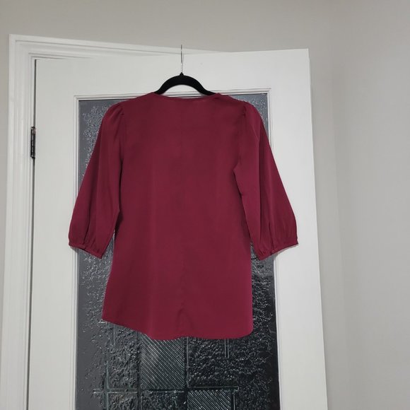 Banana Republic Blouse - Picture 2 of 3